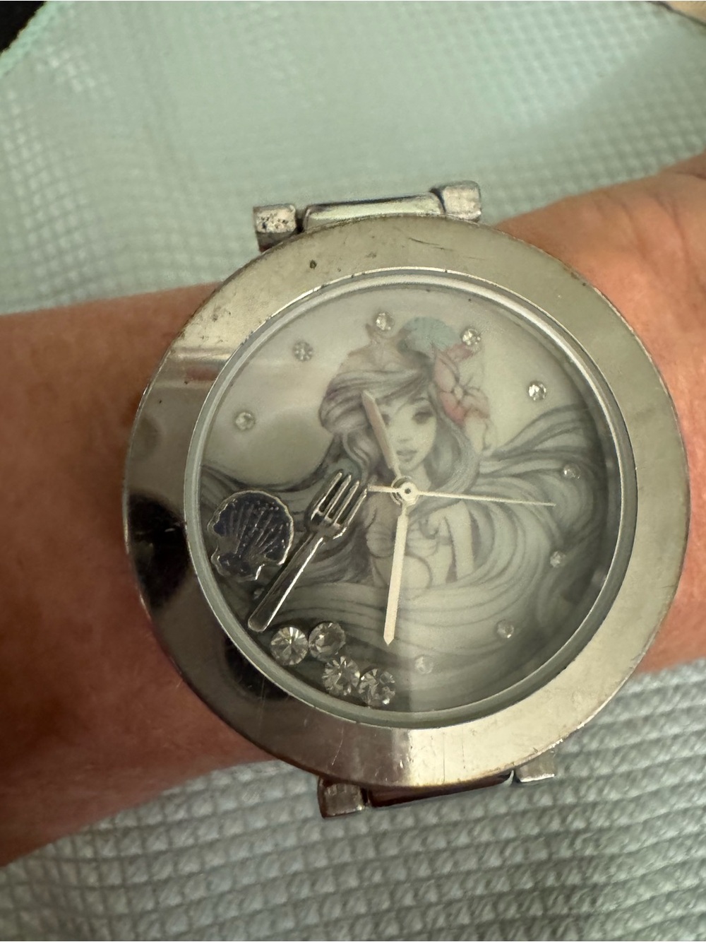 Disney Ariel Mermaid with Floating Charms Wristwatch Works!